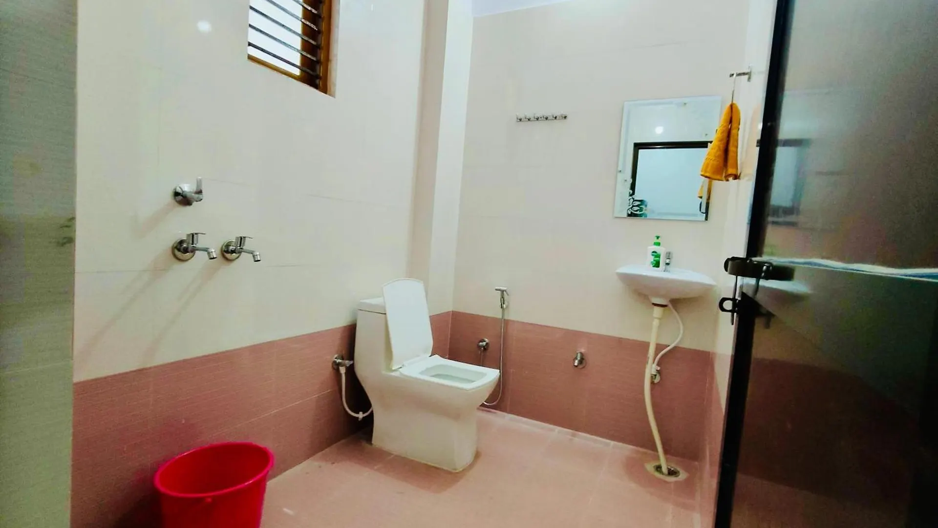Green View Apartment 1Bhk Varanasi